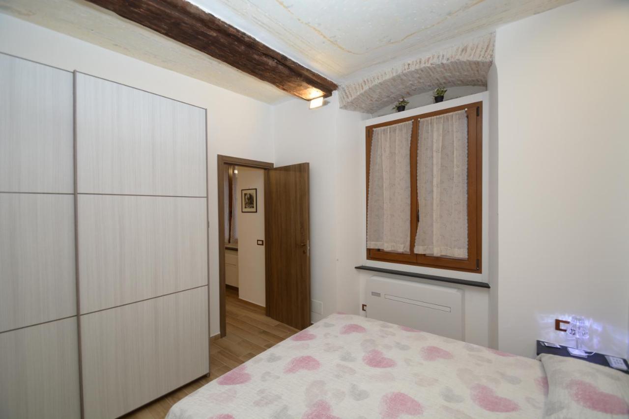 Apartment Vico Durazzo Genoa