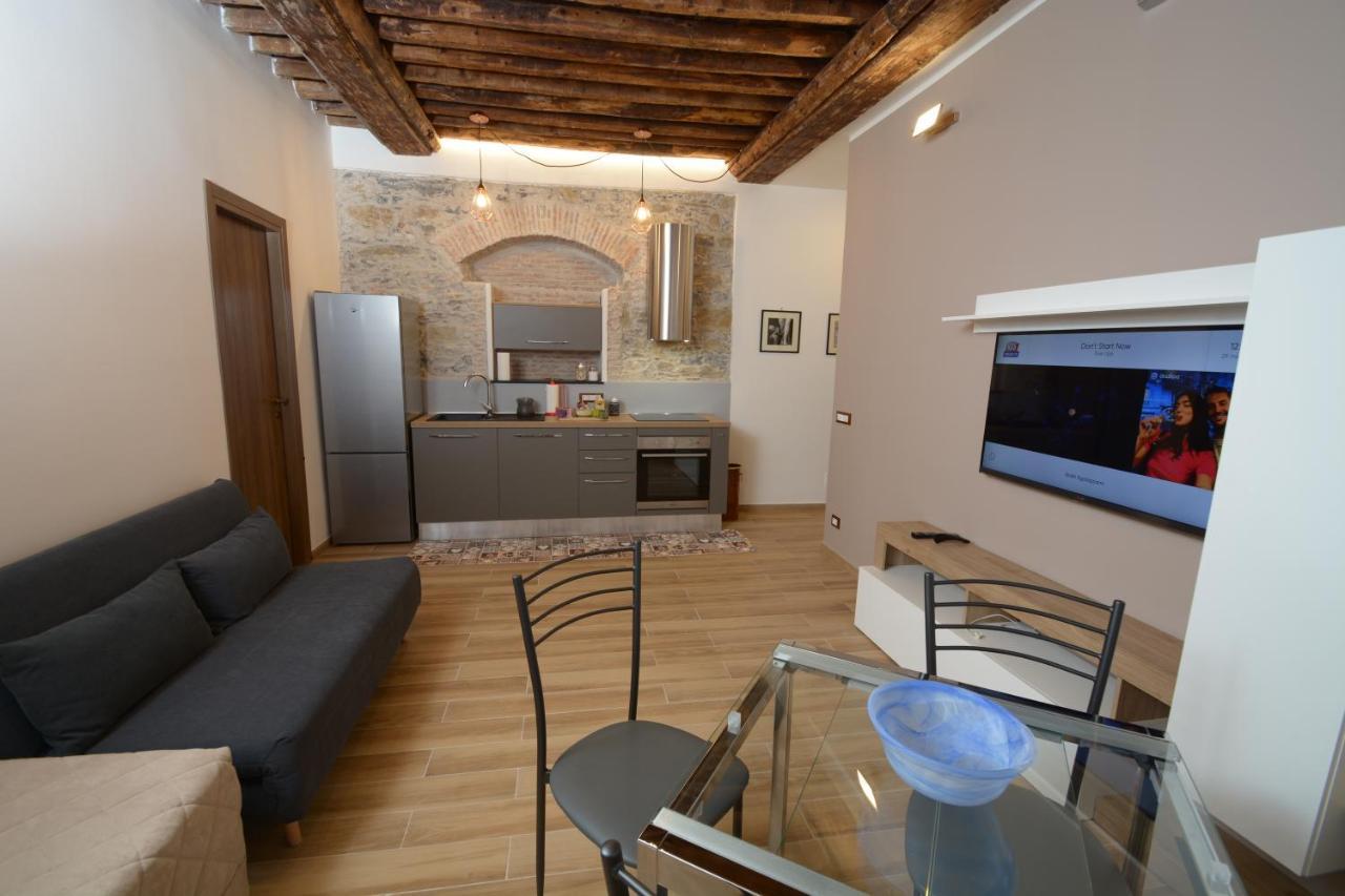 Apartment Vico Durazzo *