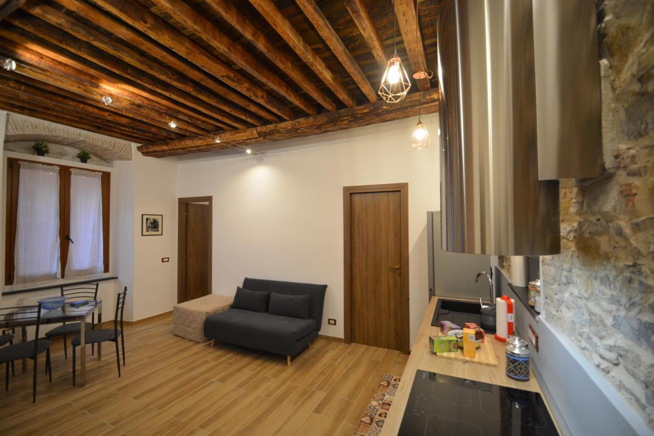 Apartment Vico Durazzo *
